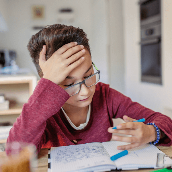 Soluciones Psicopedagógicas para Niños y adolescentes Soluciones Psicopedagógicas para Niños y adolescentes